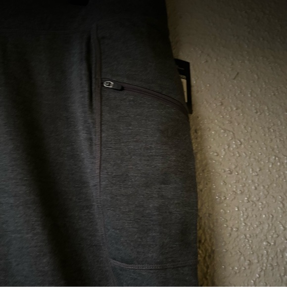 Athletic Works Dark Gray workout pants with zippered pockets XXXL/3XG (22) - Picture 3 of 7
